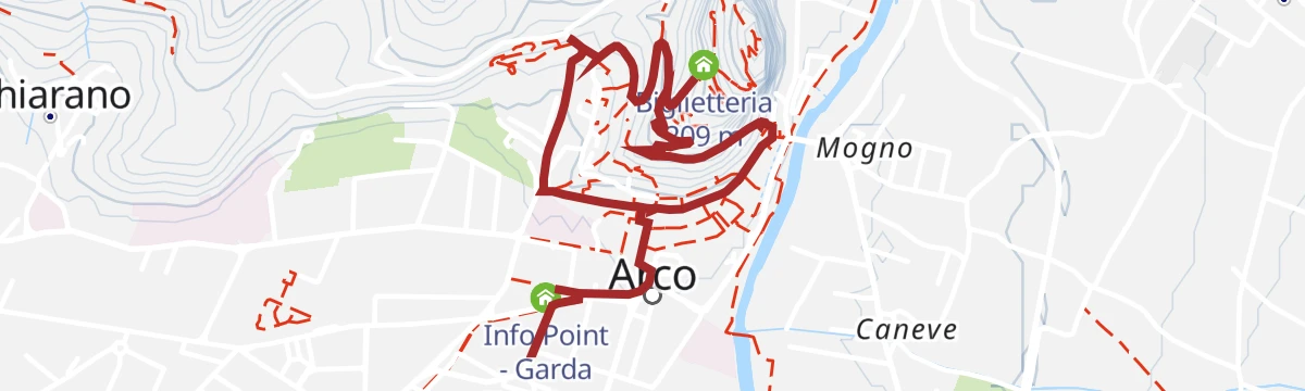 Route map: Walking up to the Castle of Arco